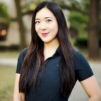 Winnie Tong Headshot